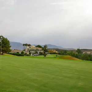 https://fantastico-apartamento-rodeado-con-campos-de-golf.1costadelsol.com